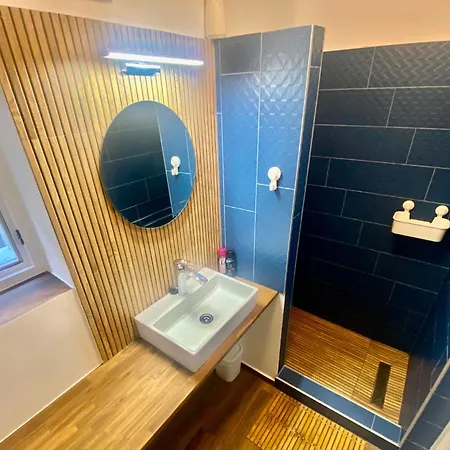 Two With Bath Вечеш