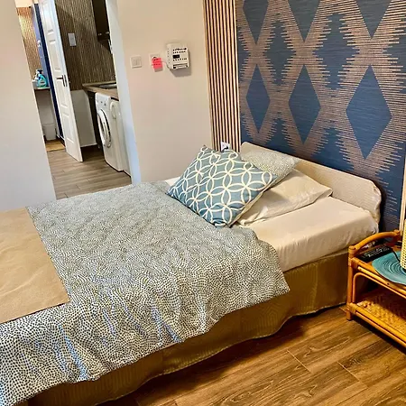 Two With Bath 公寓 韦切什