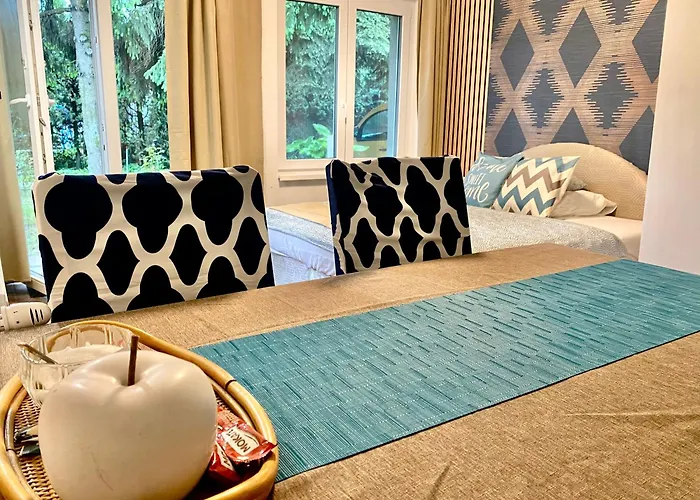 아파트 Two With Bath